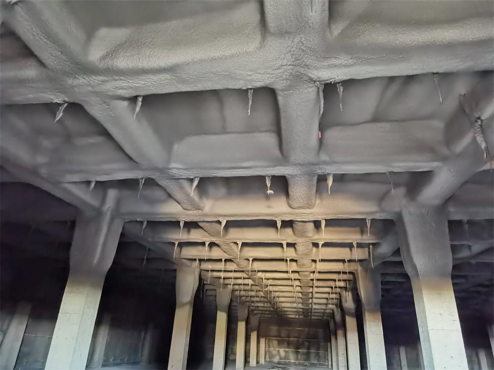 聚氨酯保溫噴涂是不是越厚越貴？