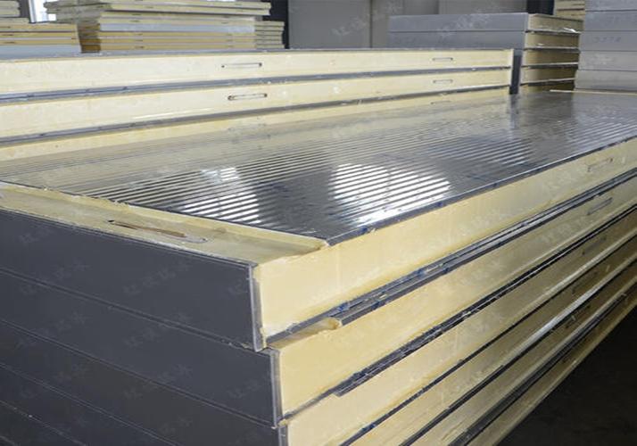 為什么選擇聚氨酯保溫板做外墻材料？